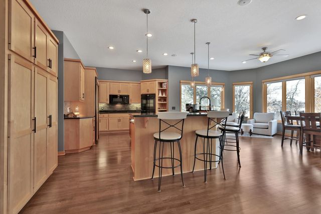 365 Sioux Lookout, Lino Lakes, MN 55014