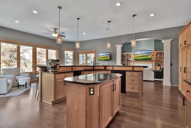 365 Sioux Lookout, Lino Lakes, MN 55014