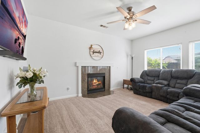 5310 Homewood Way, Riverbank, CA 95367