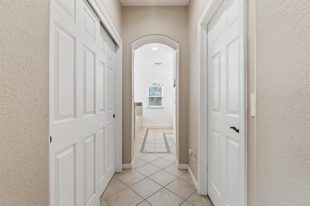 5310 Homewood Way, Riverbank, CA 95367