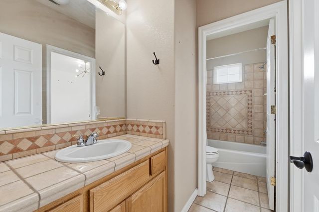 5310 Homewood Way, Riverbank, CA 95367