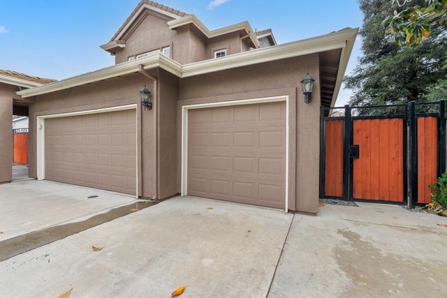 5310 Homewood Way, Riverbank, CA 95367