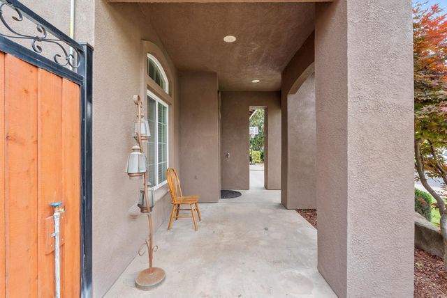 5310 Homewood Way, Riverbank, CA 95367