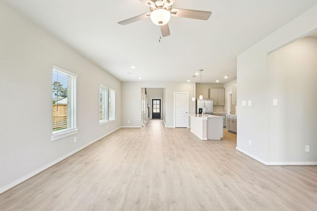 29235 Farmhouse Estates Drive, Waller, TX 77484