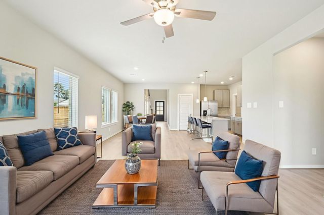 29235 Farmhouse Estates Drive, Waller, TX 77484