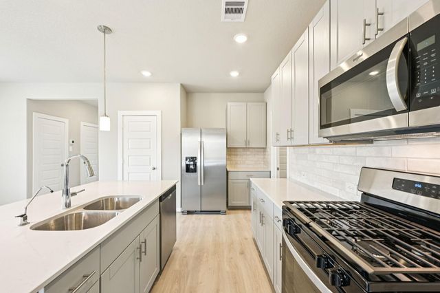 29235 Farmhouse Estates Drive, Waller, TX 77484