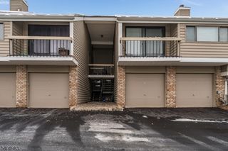 53 Overlook Dr, Union Twp., NJ 08809