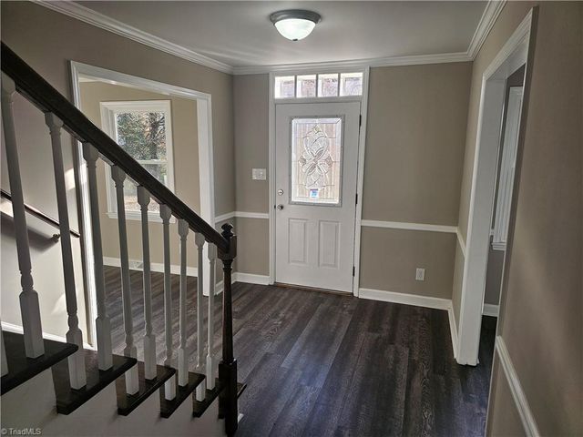 3721 Herchel Lane, Winston-salem, NC 27106