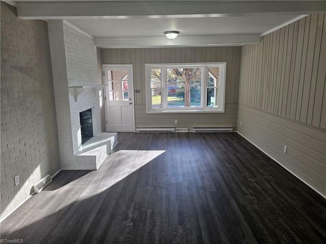 3721 Herchel Lane, Winston-salem, NC 27106