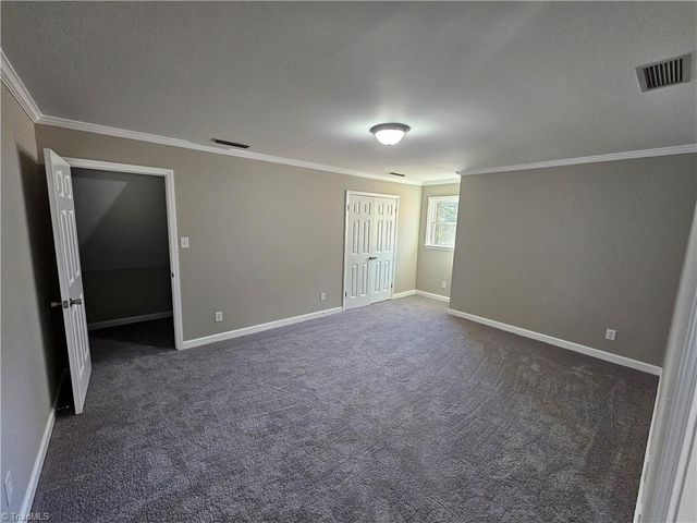 3721 Herchel Lane, Winston-salem, NC 27106