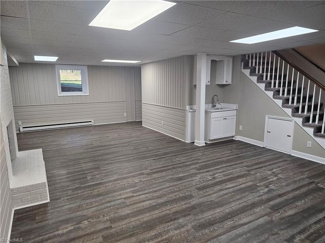 3721 Herchel Lane, Winston-salem, NC 27106