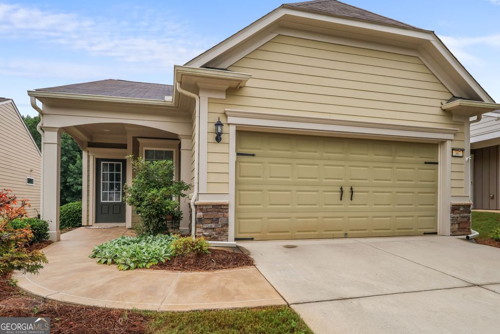 347 Sandy Springs Drive, Griffin, GA 30223