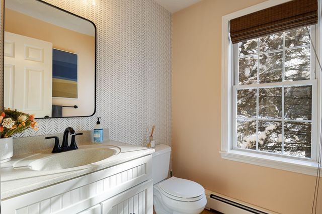 12 Runaway Road, Newfields, NH 03856