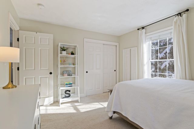 12 Runaway Road, Newfields, NH 03856