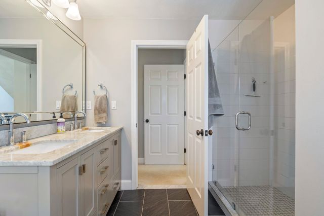 12 Runaway Road, Newfields, NH 03856