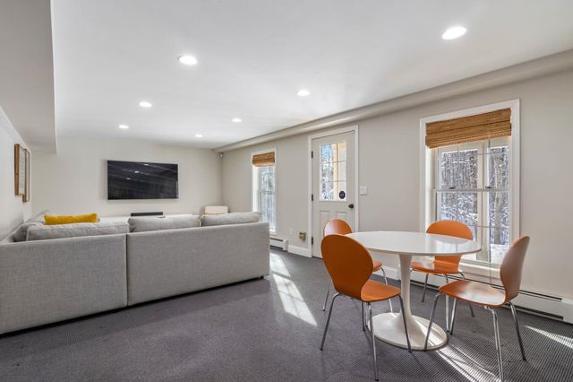 12 Runaway Road, Newfields, NH 03856