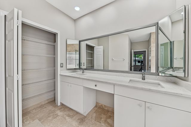 12325 Cascades Pointe Drive, Boca Raton, FL 33428
