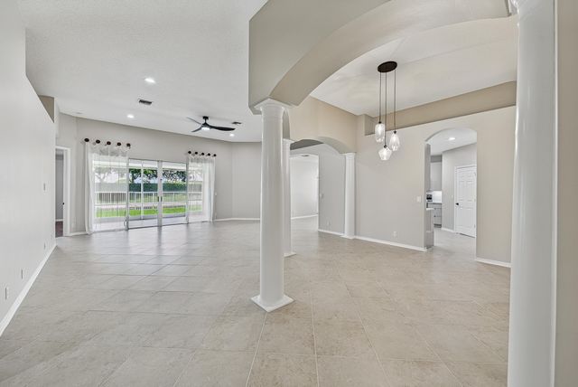 12325 Cascades Pointe Drive, Boca Raton, FL 33428