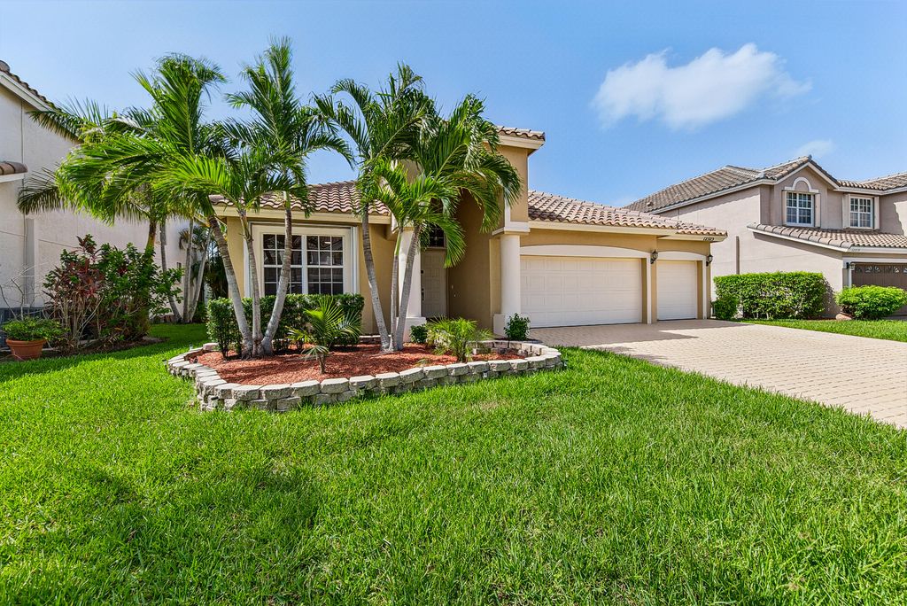 12325 Cascades Pointe Drive, Boca Raton, FL 33428