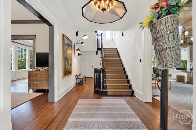 123 E 46th Street, Savannah, GA 31405