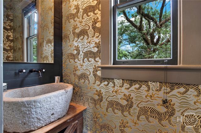 123 E 46th Street, Savannah, GA 31405