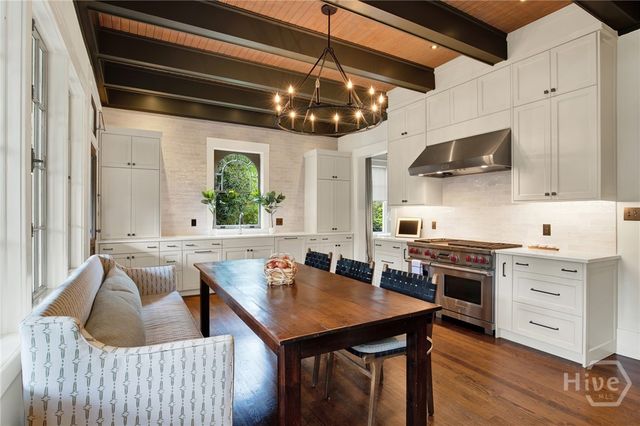 123 E 46th Street, Savannah, GA 31405