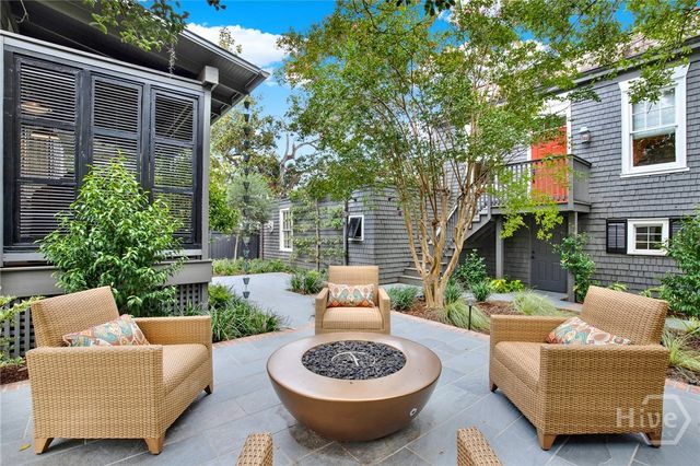 123 E 46th Street, Savannah, GA 31405