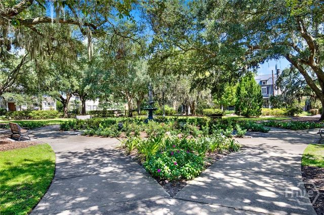 123 E 46th Street, Savannah, GA 31405