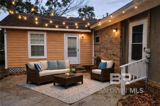 205 Cain Lane, Fairhope, AL 36532