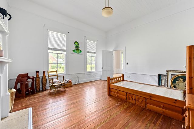 221 S Live Oak, Geneva, AL 36340