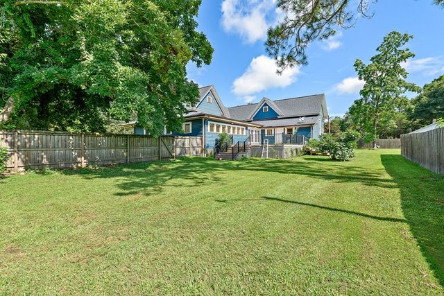 221 S Live Oak, Geneva, AL 36340