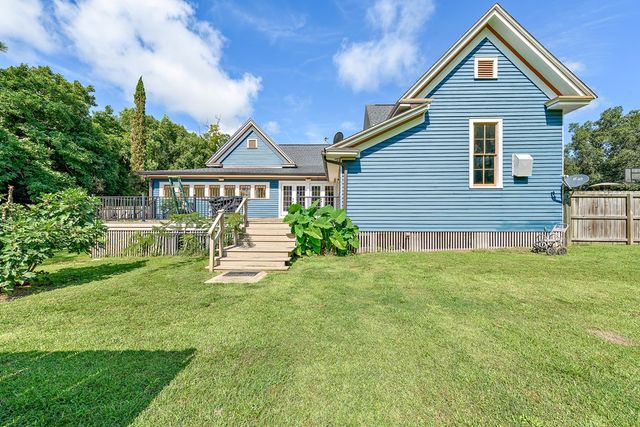 221 S Live Oak, Geneva, AL 36340