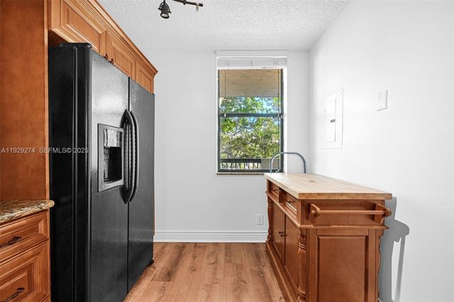 3150 NW 42nd Ave E301, Coconut Creek, FL 33066