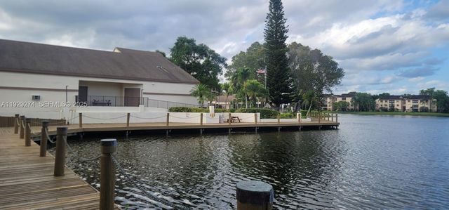 3150 NW 42nd Ave E301, Coconut Creek, FL 33066