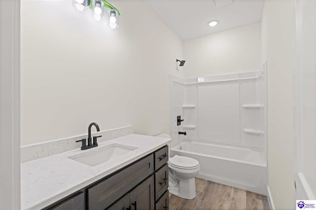 159 Secluded Circle, Radcliff, KY 40160