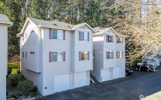 595 Newport Way NW #D4, Issaquah, WA 98027