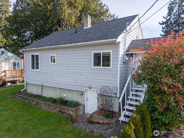 901 N 8th Street, Mount Vernon, WA 98273