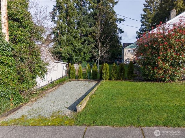 901 N 8th Street, Mount Vernon, WA 98273