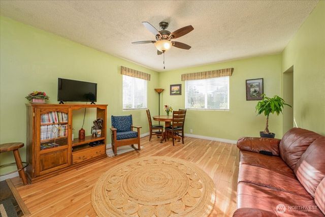 901 N 8th Street, Mount Vernon, WA 98273