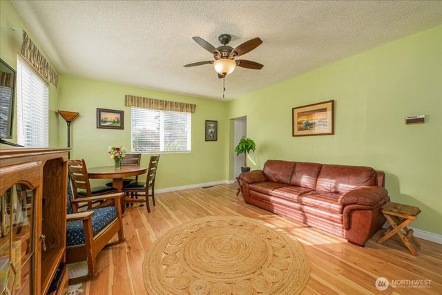 901 N 8th Street, Mount Vernon, WA 98273