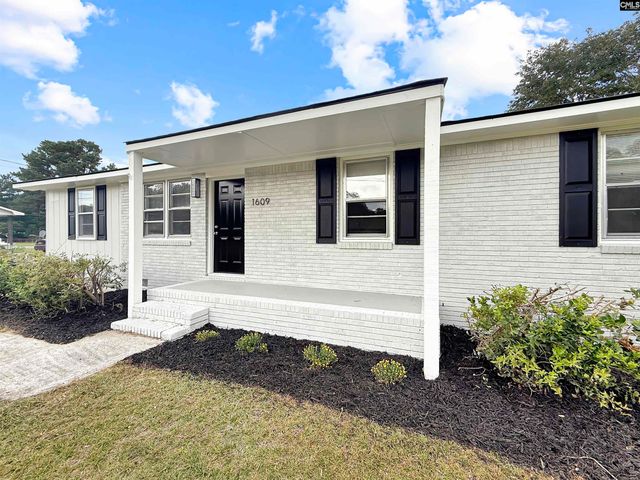 1609 Cannon Bridge Road, Cordova, SC 29039