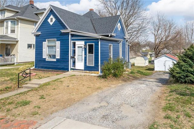 3111 Lafayette Street, St Joseph, MO 64507
