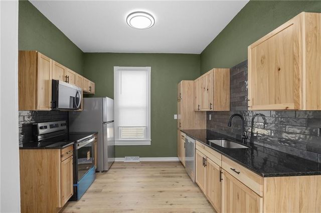 3111 Lafayette Street, St Joseph, MO 64507