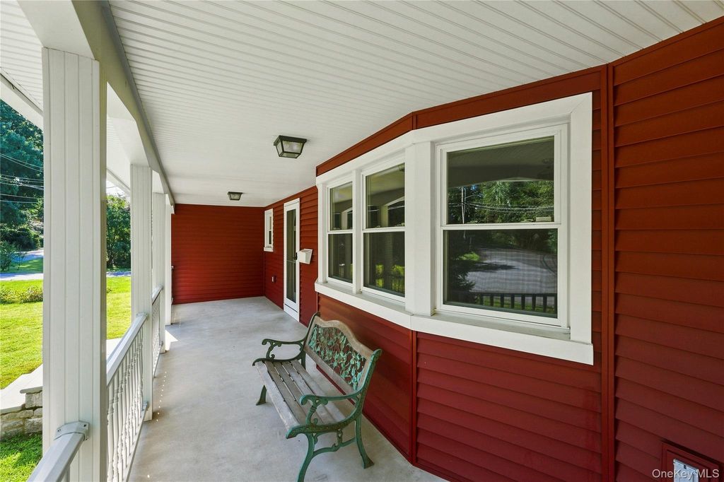 1 Henning Drive, Montrose, NY 10567 — photo 3