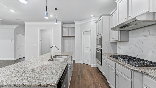 335 Henson Farm Drive, Loganville, GA 30052
