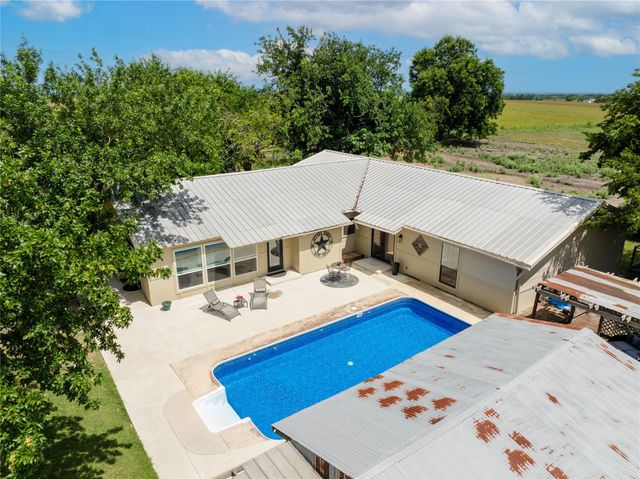 559 Private Road 929 and 501 S. Main St PR, Taylor, TX 76574