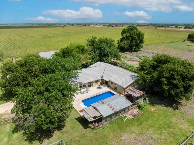 559 Private Road 929 and 501 S. Main St PR, Taylor, TX 76574