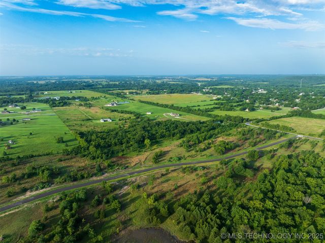 018 W 195th Street S, Mounds, OK 74047