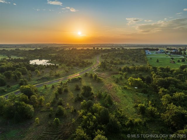 018 W 195th Street S, Mounds, OK 74047