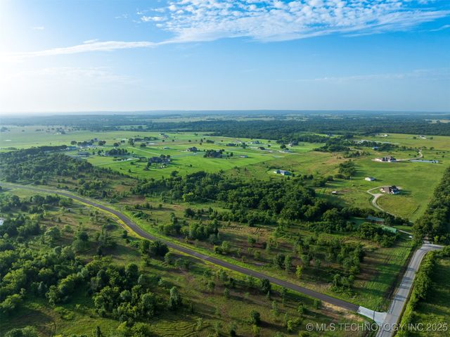 018 W 195th Street S, Mounds, OK 74047